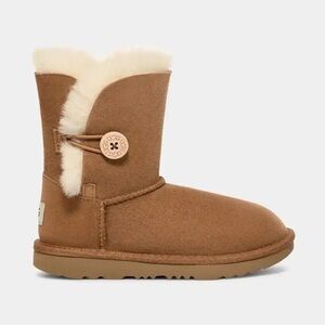 Bailey button ugg boots
